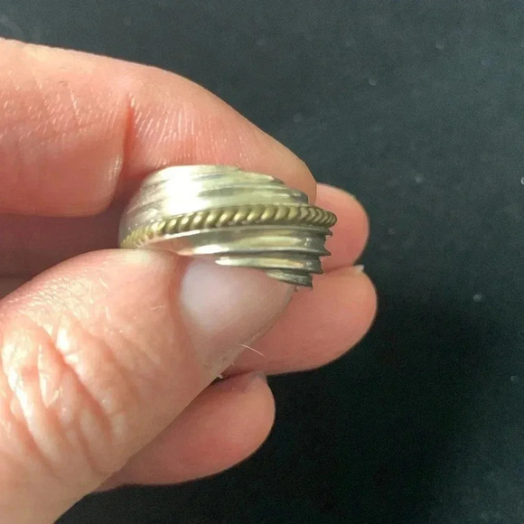 Set of two sterling silver and brass rings - Picture 8 of 8